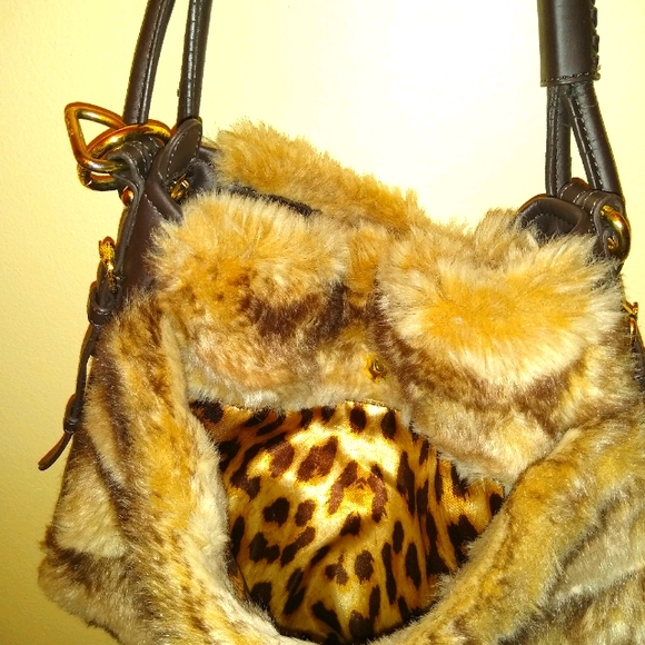 Handbag - Picture 5 of 6